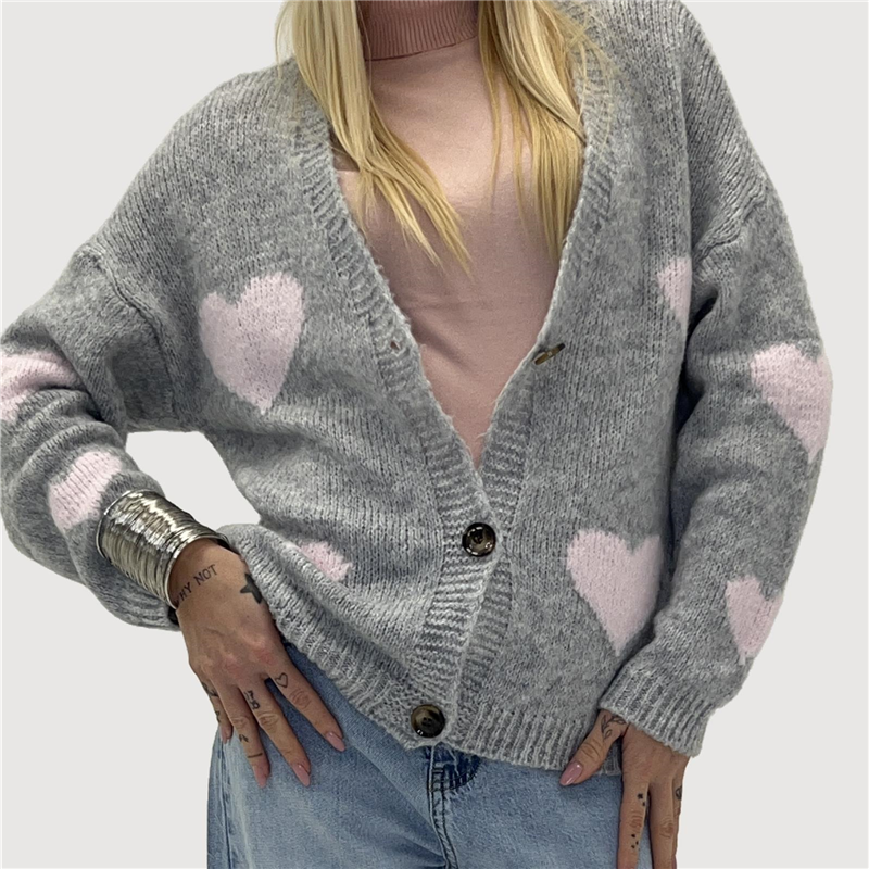 cardigan con bottoni cuoricini